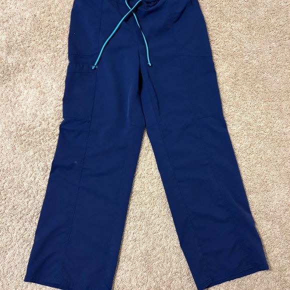 Scrubstar Women's Navy Scrub Set - Picture 2 of 3